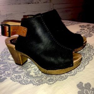 COPY - Dansko Sandals